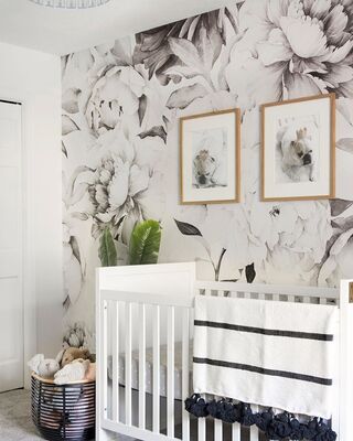 Wallpaper Romantic Peonies